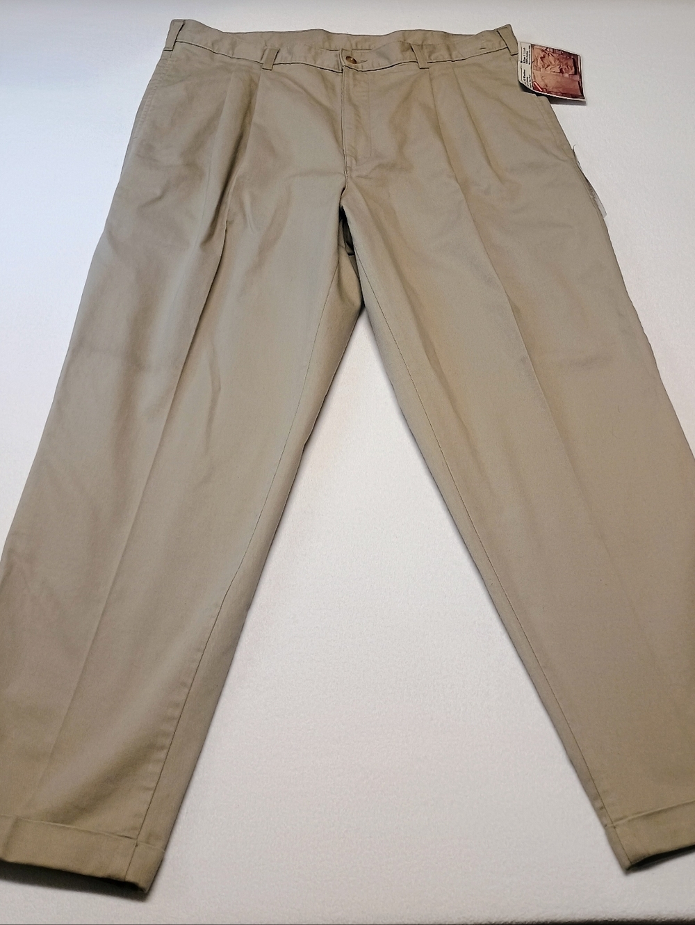 Bill Blass Vintage Men's Classic Pleated Chino Pants - Khaki
